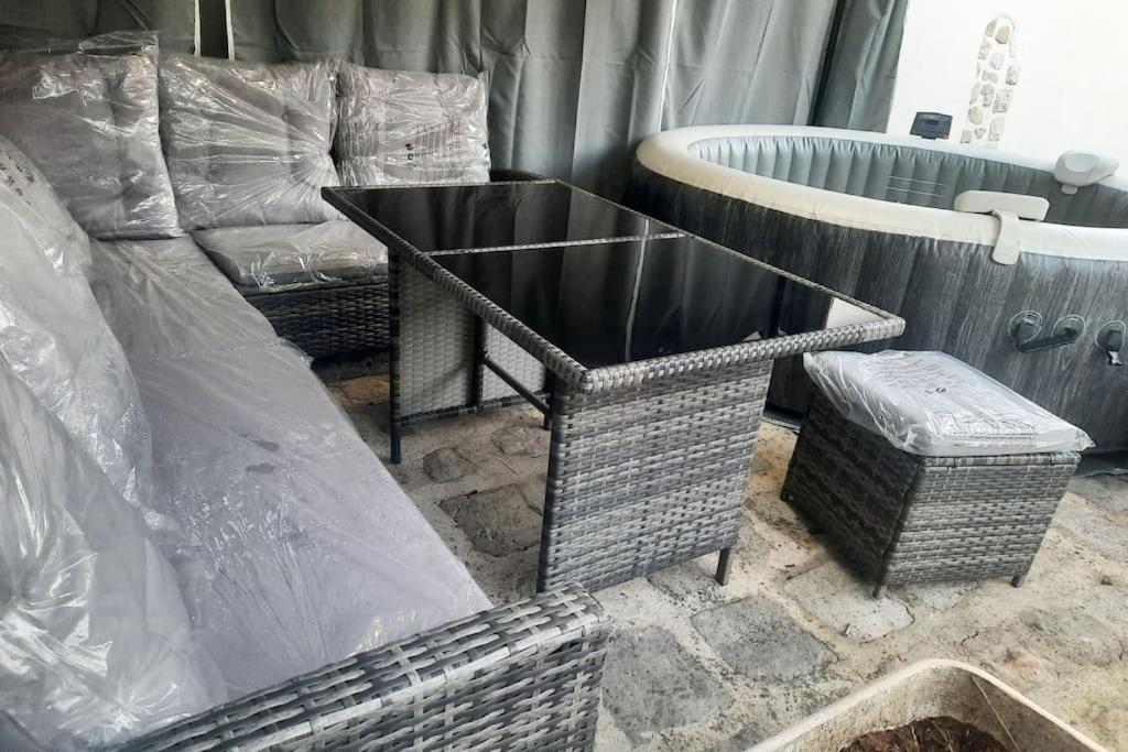 Villa Confortable Avec Jacuzzi A Chevannes Chevannes  Exterior photo