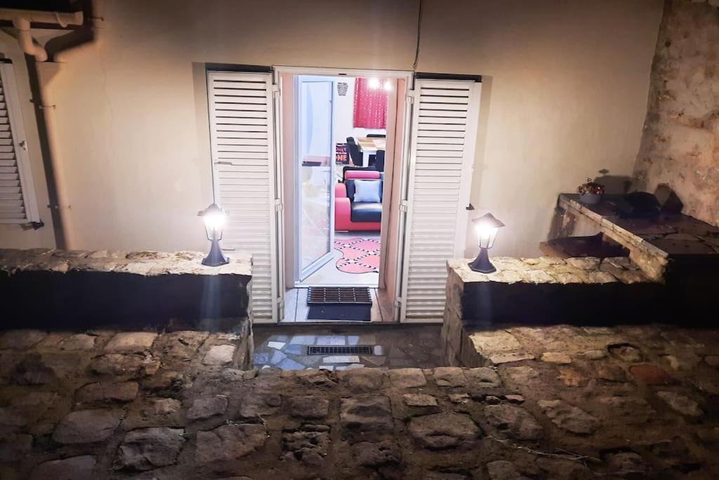 Villa Confortable Avec Jacuzzi A Chevannes Chevannes  Exterior photo
